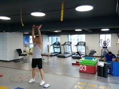 -越·健身工作室(华尔兹广场写字楼B栋店)