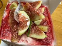 -山与蓝·轻糖鲜果蛋糕(勒泰店)
