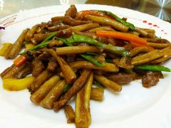 -东豪园林海鲜酒家(南港路辅路店)