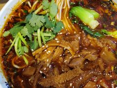 襄樊牛杂热干面-文叔·湖北名小吃·小龙虾(华强北店)