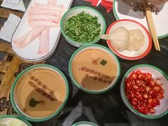 -南门四季铜锅涮肉(左家庄店)