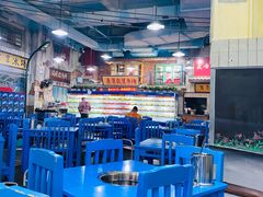 大堂-马路边边麻辣烫串串火锅(体育西路店)