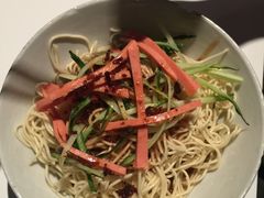 -老街烧烤大排档·地道湖北菜·龙虾馆(汉口火车站店)