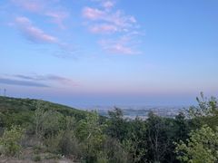 -鬼笑石后山停车场