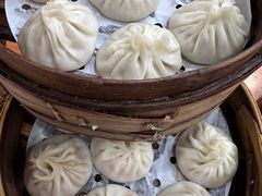 -莱莱小笼·乔艾