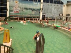 -龙脉温泉室内游泳馆