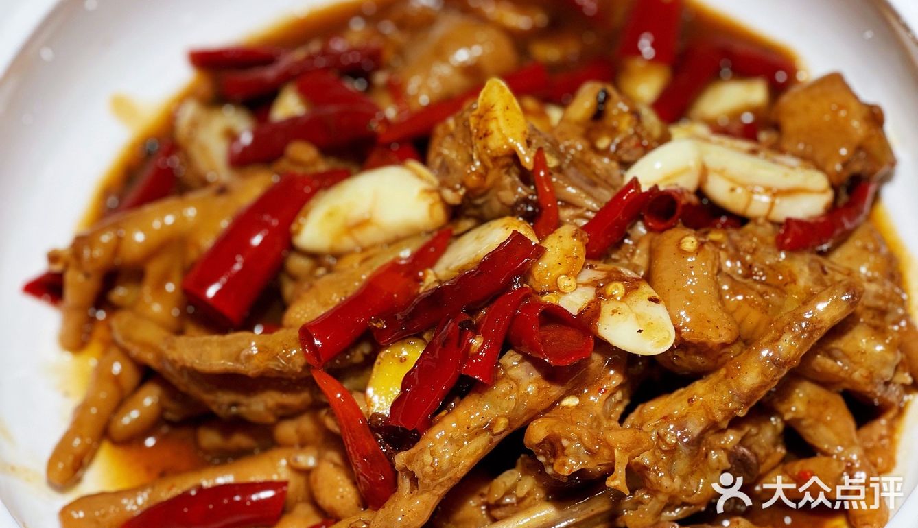 [悠闲]费大厨 | 累了就来碗儿辣椒炒肉拌白米饭🍚