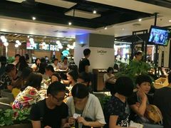 等位区-乐凯撒披萨(正佳广场店)