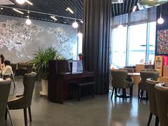 大堂-汽车博物馆主题餐厅