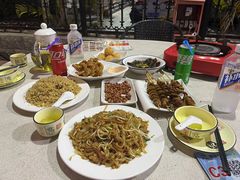 -墨脱石锅椰子鸡•香草鸭•东山羊(大东海店)