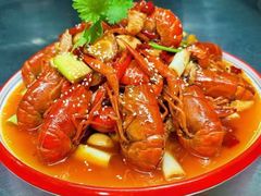 精品油焖蓝龙虾-小椒羊.羊肉粉 龙虾 羊肉串(新地旗舰店)