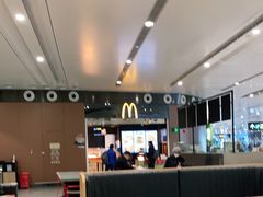 大堂-麦当劳(北京大兴机场二层国内到达(安检外)店)