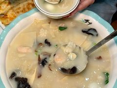 -春水锅贴·传统鲁菜(大明湖店)