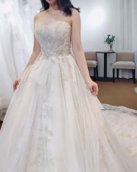 -LOVE SHINE婚纱·红鼎庄龙凤褂·妈妈装定制