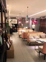 -盘子女人坊生日照·摄影馆(浦东店)