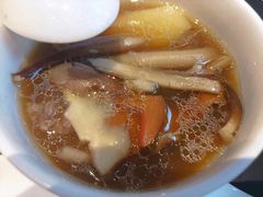 -黔蘑菇四季餐厅(观山湖店)