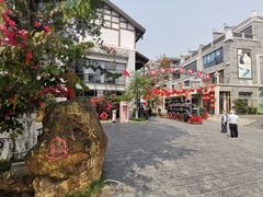 -小城故事(绣球大道)