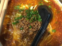 -谭师爷龙抄手(白下路店)