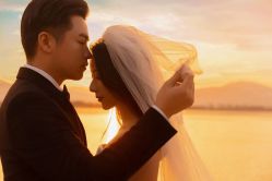 -挪娅婚纱摄影皇家会所