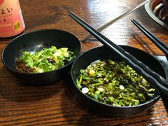 -陆记牛庄·碳锅龙虾烧烤(爱上花园店)