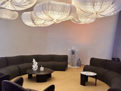 -涨巢·潮玩水疗局