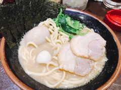 -横浜家系ラーメン壱角家(新宿アルタ裏店)