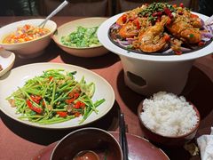 -荷栖小院·品质江西菜(红谷滩店)