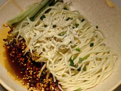 鸡丝凉面-麻六记(新天地店)