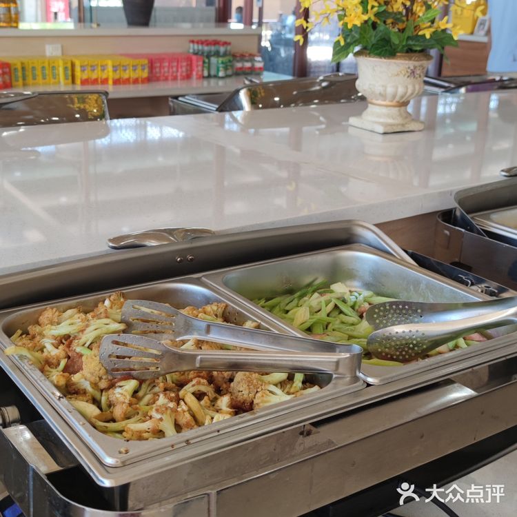 面朝大海，来顿鲜活的海鲜自助