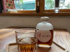 靠窗位-曦Xi Coffee