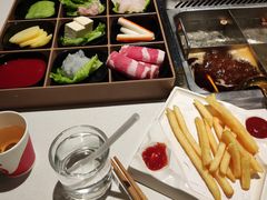 -海底捞火锅(长宁路龙之梦店)