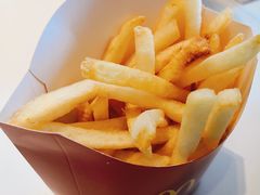 刚炸出来的薯条-麦当劳(欢乐谷店)