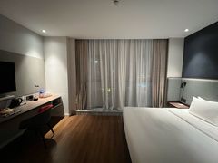 -珠海拱北口岸智选假日酒店