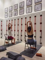 点击看大图 -成都阿难陀艾扬格瑜伽中心