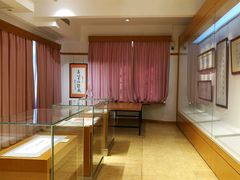-红线女旧居
