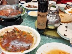 -鹤乡东北菜(崮山路店)