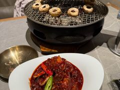 -草家酱蟹炭火烤肉店(珲春南路一店)