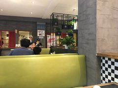 大堂-小牛海记潮汕牛肉店(永定路店)