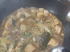 -粘豆包铁锅炖二部(温泉街店)