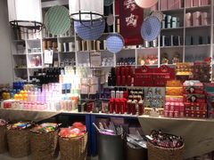 -纪念日百货(万达广场店)