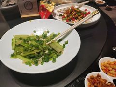 -忆江南·临江鱼馆