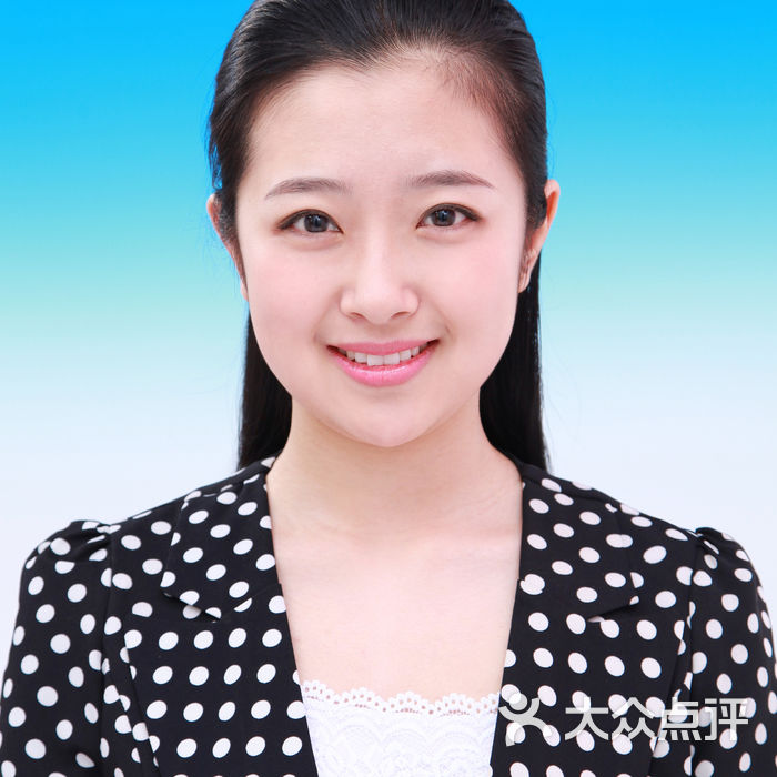 学院风摄影学院风摄影 完美证件照 化妆简历照图片-北京快照摄影-大众