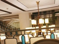 -浅深(世茂滨江精品店)