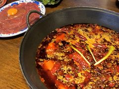 -萍姐火锅·公路夜市(武汉首店)