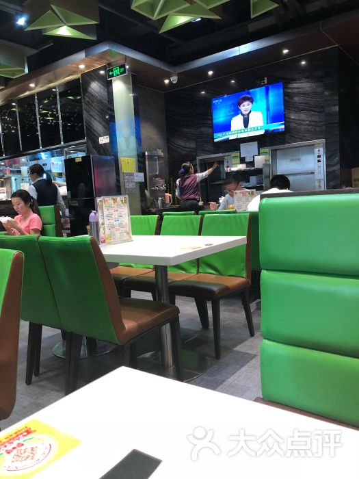 香港新发烧腊茶餐厅(水围店)图片 