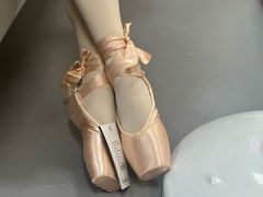 -上海路易十四芭蕾良品舞蹈用品店(美丽华商务中心店)