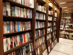 -诚品(信义店)