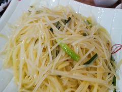 -三湘四水正宗湘菜(君峰路店)