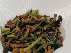 -新丁香海鲜酒店(银海商贸城店)