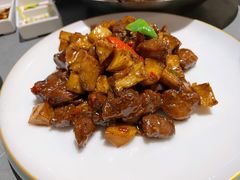 -邑金陵北京烤鸭店·现炒家常菜(ITC MALL店)